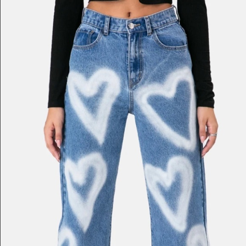 Wide leg heart jeans